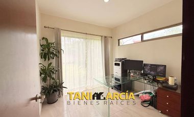 Vendo Propiedad de 981 m2 de terreno, Zona Los Pinos en Fortín.