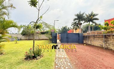 Vendo Propiedad de 981 m2 de terreno, Zona Los Pinos en Fortín.