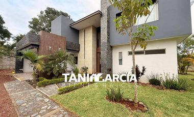 Vendo Propiedad de 981 m2 de terreno, Zona Los Pinos en Fortín.
