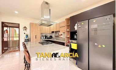 Vendo Propiedad de 981 m2 de terreno, Zona Los Pinos en Fortín.