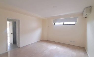 VIA LA COSTA LAGUNA CLUB CON VISTA AL LAGO