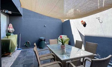 Casa en venta seminueva en Querétaro junto a El Refugio