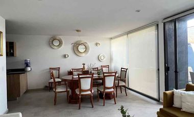 Casa en venta seminueva en Querétaro junto a El Refugio