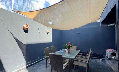 Casa en venta seminueva en Querétaro junto a El Refugio