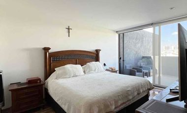 Casa en venta seminueva en Querétaro junto a El Refugio