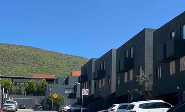 Casa en venta seminueva en Querétaro junto a El Refugio