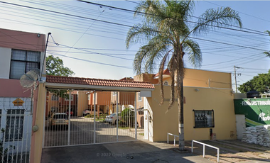 Casa en venta en Calz. Juan Pablo II 1214-7, Col. Belisario Domínguez, Guadalajara, Jal. Gran oportunidad de inversión (remate bancario).