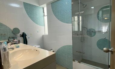 VENDO BELLO DUPLEX EN TAMBOS - FRENTE A LINDO PARQUE 🌳 - MUY CERCA AL CC CHACARILLA - FINOS ACABADOS