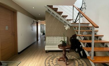 VENDO BELLO DUPLEX EN TAMBOS - FRENTE A LINDO PARQUE 🌳 - MUY CERCA AL CC CHACARILLA - FINOS ACABADOS