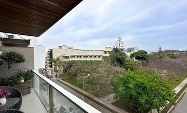 VENDO BELLO DUPLEX EN TAMBOS - FRENTE A LINDO PARQUE 🌳 - MUY CERCA AL CC CHACARILLA - FINOS ACABADOS