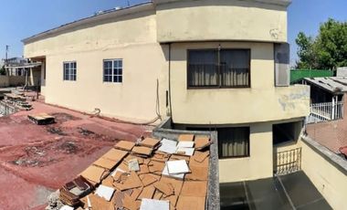 ¡¡ATENCION INVERSIONISTAS¡¡ VENTA DE CASA EN BOSQUES DE ARAGON AMPLIA Y SOBRE AVENIDA.