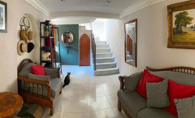 ¡¡ATENCION INVERSIONISTAS¡¡ VENTA DE CASA EN BOSQUES DE ARAGON AMPLIA Y SOBRE AVENIDA.