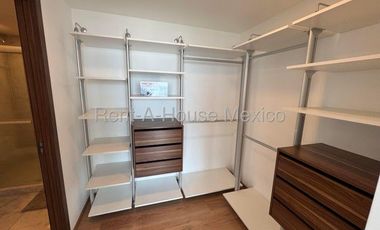 Departamento amueblado con amenidades y 2 recámaras, RENTA - Santa Fe Juriquilla