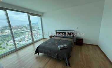 Departamento amueblado con amenidades y 2 recámaras, RENTA - Santa Fe Juriquilla