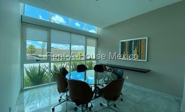 Departamento amueblado con amenidades y 2 recámaras, RENTA - Santa Fe Juriquilla