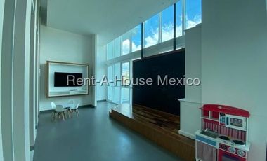 Departamento amueblado con amenidades y 2 recámaras, RENTA - Santa Fe Juriquilla