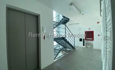 Departamento amueblado con amenidades y 2 recámaras, RENTA - Santa Fe Juriquilla