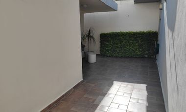 CASA EN RENTA EN LINDA VISTA GUADALUPE