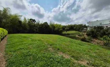 VENTA DE LOTE CAMPESTRE EN MALABAR CERRITOS CON LAGO PROPIO