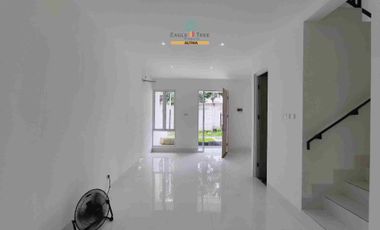 Rumah Baru 2.5 Lantai Siap Huni Dalam Townhouse Ekslusif di Pesanggrahan Jakarta Selatan