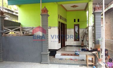 Rumah Bagus Siap Huni Nambaan Ngasem Kab Kediri 20 Menit ke Pusat Kota