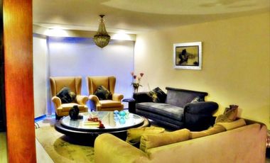 CASA EN CALLE CERRADA CON EXCELENTE ILUMINACIÓN