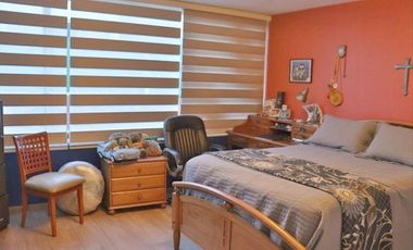 CASA EN CALLE CERRADA CON EXCELENTE ILUMINACIÓN