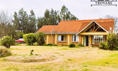 VENTA HERMOSA PARCELA  5000M2 CON CASA DE 133M2 , COLONIAS DE PAINE, PAINE