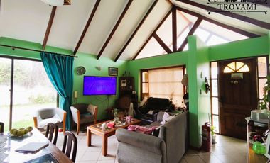 VENTA HERMOSA PARCELA  5000M2 CON CASA DE 133M2 , COLONIAS DE PAINE, PAINE