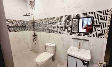 Rumah Mewah ada Private Pool Strategis di Sumber Banjarsari Solo