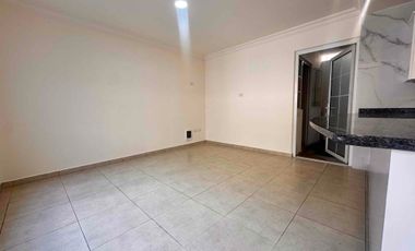 Renta de Residencia con casa club