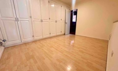 Renta de Residencia con casa club