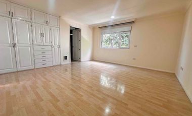 Renta de Residencia con casa club