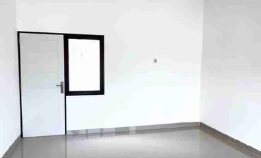 Rumah Siap Huni Tanpa DP dekat Merr