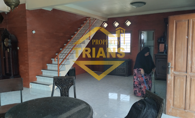 Rumah semi Villa PURBARATU sangat dekat kepusat kota