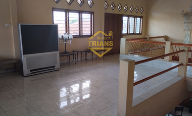 Rumah semi Villa PURBARATU sangat dekat kepusat kota