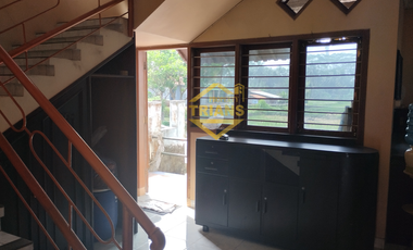 Rumah semi Villa PURBARATU sangat dekat kepusat kota