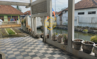 Rumah semi Villa PURBARATU sangat dekat kepusat kota