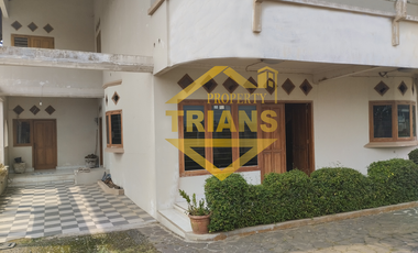 Rumah semi Villa PURBARATU sangat dekat kepusat kota