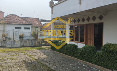 Rumah semi Villa PURBARATU sangat dekat kepusat kota