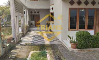 Rumah semi Villa PURBARATU sangat dekat kepusat kota