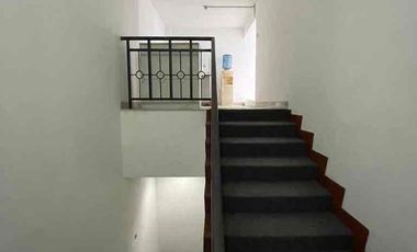 Ruko 3,5 Lokasi Strategis di Plaza Pondok Indah Jaksel