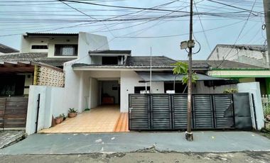 Rumah Siap Huni Lokasi Strategis di Komplek DPR Pondok Ranji