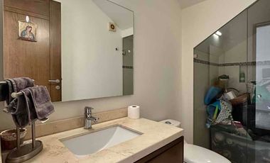 Casa en coto 10 Solares, Vasanta, con cuarto de servicio y estudio con baño completo en pb