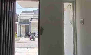 Rumah Pakal Benowo, Tanpa DP