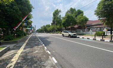 2 Unit Terakhir Barat Lapangan Denggung Sleman