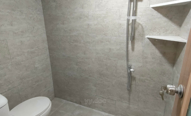 Rumah Cantik 2,5 Lantai Konsep Scandinavian Harga Murah Dekat Jalan Raya