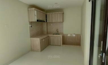 Rumah Cantik 2,5 Lantai Konsep Scandinavian Harga Murah Dekat Jalan Raya