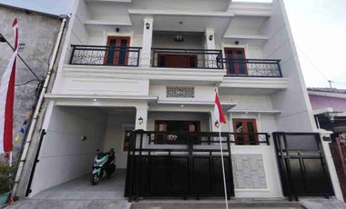 Rumah Baru 2 Lantai Siap Huni di Gentan Solo – Mewah, Lokasi Strategis, Harga Nego!