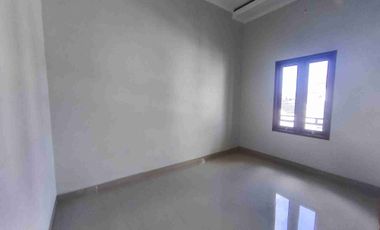 Rumah Baru 2 Lantai Siap Huni di Gentan Solo – Mewah, Lokasi Strategis, Harga Nego!